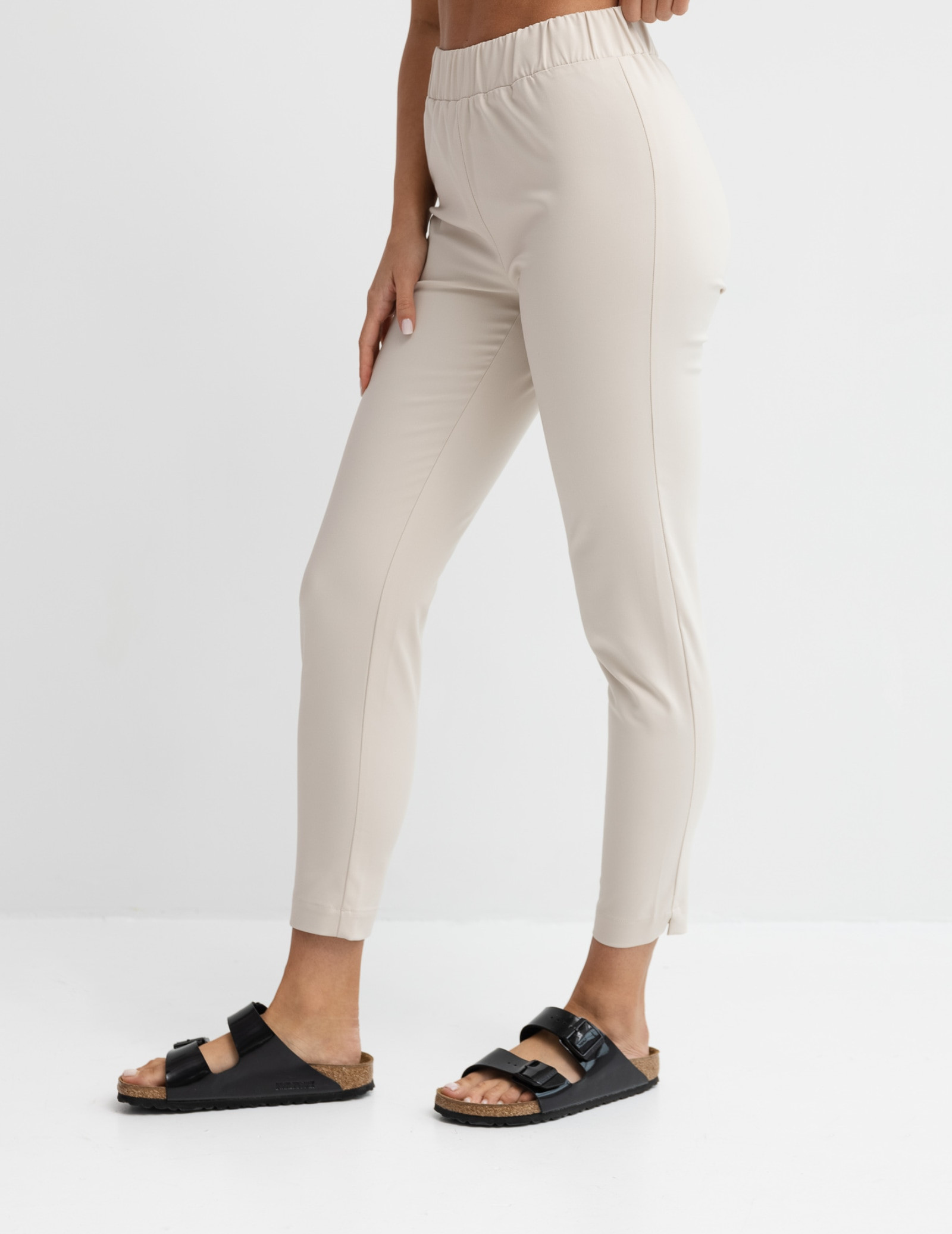 Dámske Lekárske Nohavice Slim Fit - Nude