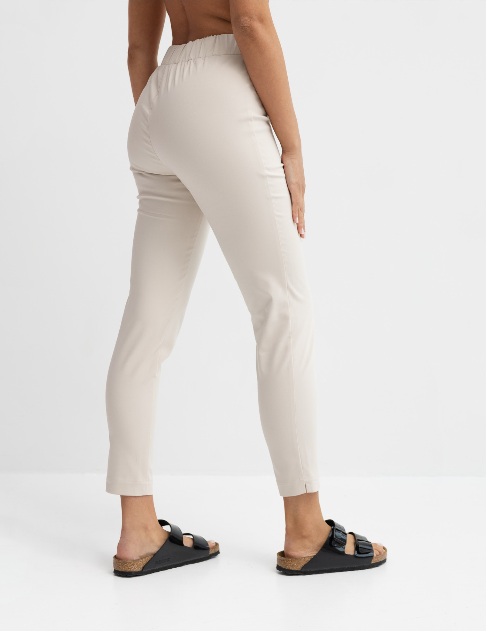 Dámske Lekárske Nohavice Slim Fit - Nude