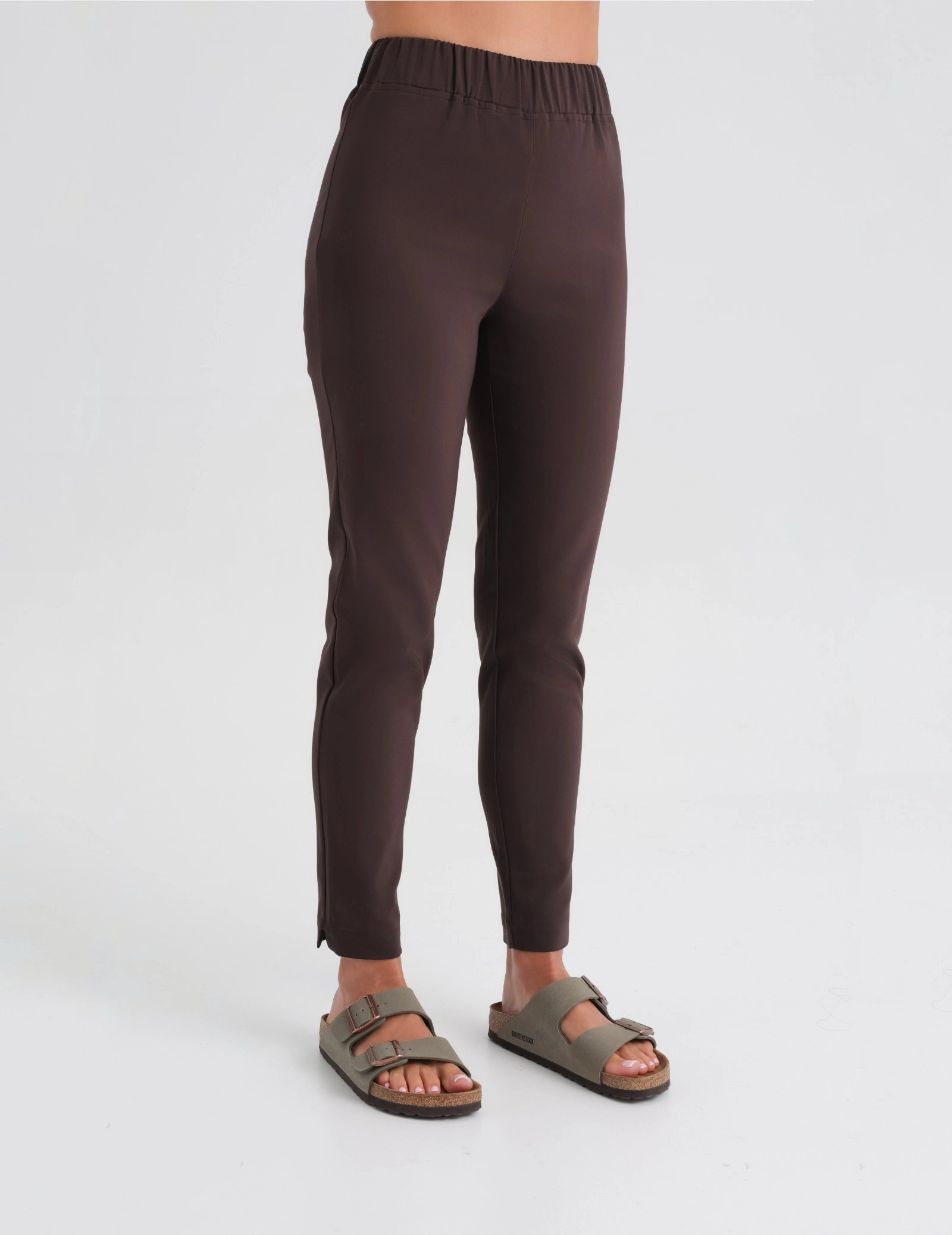 Dámske Lekárske Nohavice Slim Fit - ESPRESSO