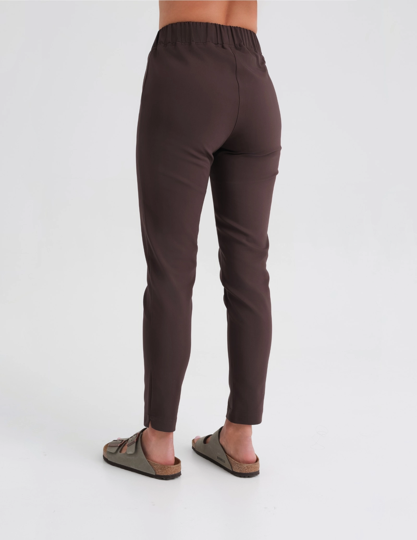 Dámske Lekárske Nohavice Slim Fit - ESPRESSO