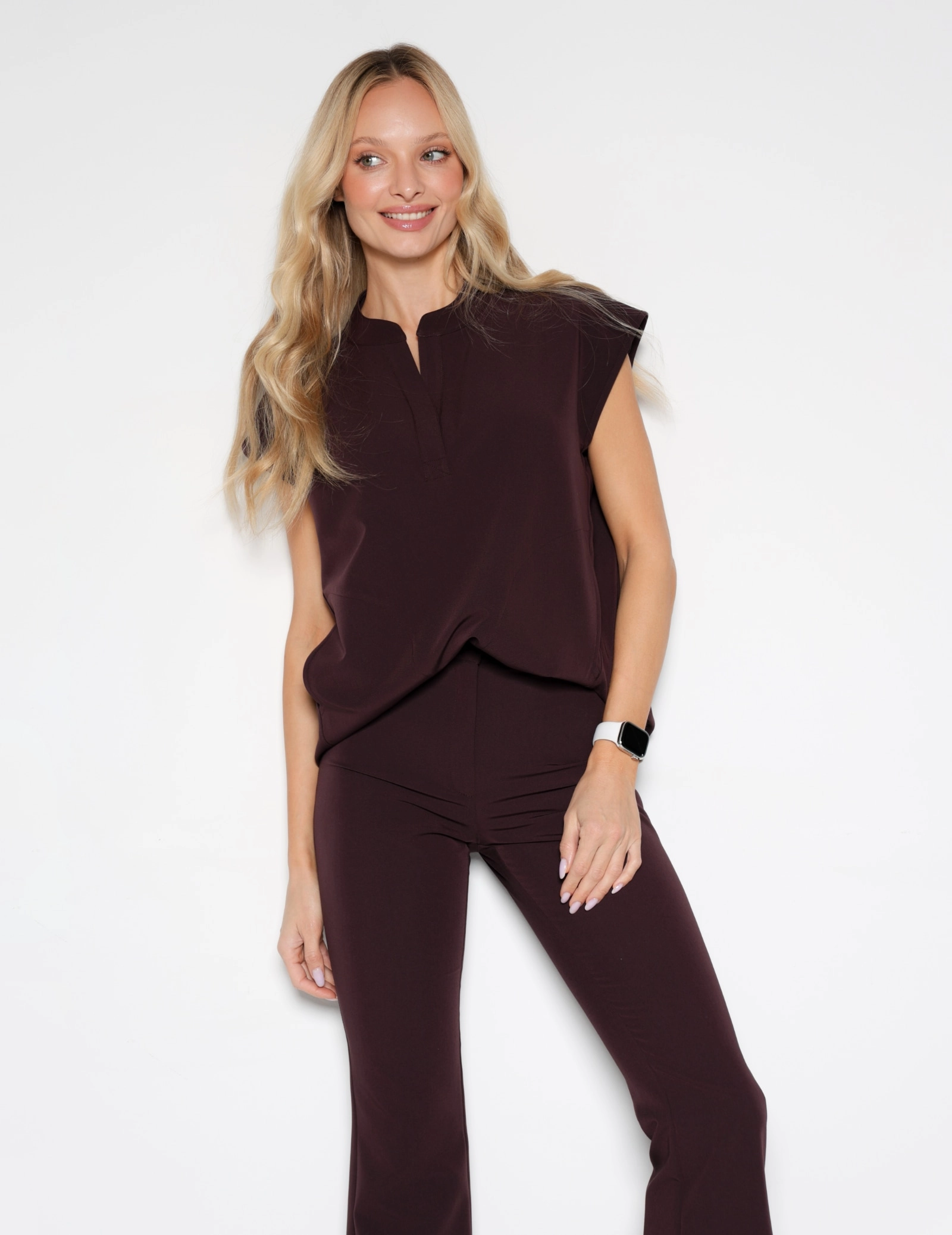 Lekárska Mikina Khloe - DARK CHOCOLATE